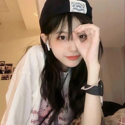 黑暗中的两个人